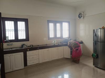 Kitchen Image of 4900 Sq.ft 8 BHK Villa for rent in Sector 40 Noida for Rs. 300000