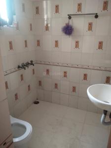 Bathroom Image of 2050 Sq.ft 3 BHK Builder Floor for rent in Sector 31 Faridabad for Rs. 25000