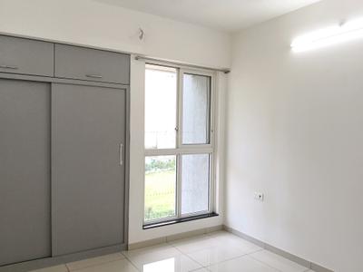 Bedroom Image of 1300 Sq.ft 3 BHK Apartment / Flat for rent in Godrej Emerald, Kasarvadavali Thane for Rs. 37998
