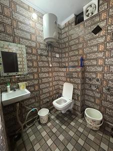Bathroom Image of Girluxe Pg in Dwarka Mor, New Delhi