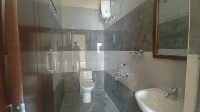 Bathroom Image of 685 Sq.ft 1 BHK Apartment / Flat for rent in C V Raman Nagar Bengaluru for Rs. 24000