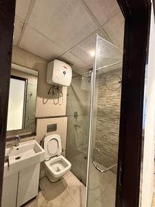 Bathroom Image of 2105 Sq.ft 3 BHK Apartment / Flat for rent in Supertech Supernova, Sector 94 Noida for Rs. 64000