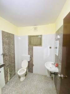 Bathroom Image of 1750 Sq.ft 3 BHK Apartment / Flat for rent in Kadubeesanahalli Bengaluru for Rs. 65000