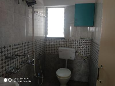 Bathroom Image of 1030 Sq.ft 2 BHK Apartment / Flat for sale in Kohinoor Ambrosia, Hadapsar Pune for Rs. 5700000