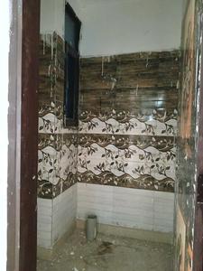 Common Bathroom Image of 750 Sq.ft 2 BHK Builder Floor for sale in DLF Ankur Vihar Ghaziabad for Rs. 2330422