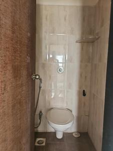 Common Bathroom Image of 500 Sq.ft 1 BHK Apartment / Flat for rent in VTP Purvanchal, Kesnand Pune for Rs. 13000