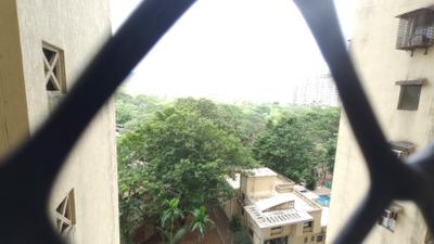 Image of 1350 Sq.ft 3 BHK Apartment / Flat for sale in Ekta Meadows, Borivali East, Mumbai for Rs. 31500000