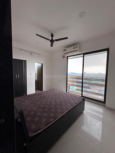 Savya Skyz Main Image 1