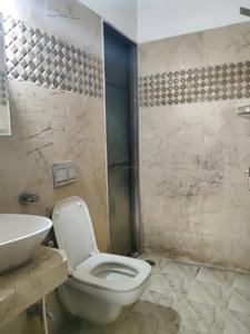 Common Bathroom Image of 2100 Sq.ft 4 BHK Apartment / Flat for sale in Dosti The Majesta, Thane West Thane for Rs. 43000000