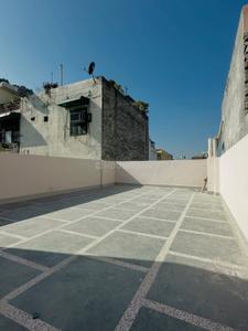 Image of 600 Sq.ft 4.5 BHK Independent House for sale in Dwarka Mor, New Delhi for Rs. 11000000