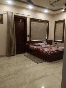 Bedroom Image of 2700 Sq.ft 4 BHK Independent House for rent in Sector 76 Faridabad for Rs. 40000