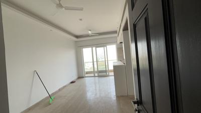 Living Room Image of 1380 Sq.ft 2 BHK Apartment / Flat for rent in Supertech Supernova, Sector 94 Noida for Rs. 48000