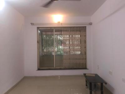 Living Room Image of 555 Sq.ft 1 BHK Apartment / Flat for rent in Evershine Millennium Paradise, Kandivali East Mumbai for Rs. 36000