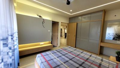 Bedroom Image of 1800 Sq.ft 3 BHK Apartment / Flat for rent in Fatehgunj Vadodara for Rs. 18000