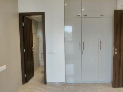 Bedroom Image of 553 Sq.ft 1 BHK Apartment / Flat for sale in Hiranandani Regent Hill A B C D And E Wing, Powai Mumbai for Rs. 18800000
