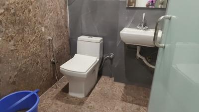 Image of 2200 Sq.ft 2 BHK Studio for rent in DLF Phase 3, Gurgaon for Rs. 43000