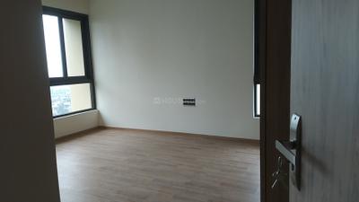 Bedroom Image of 2921 Sq.ft 3 BHK Apartment / Flat for sale in Ambuja Utalika Luxury, Mukundapur Kolkata for Rs. 47000000