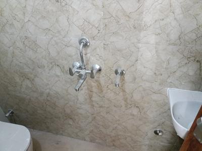 Image of 600 Sq.ft 2 BHK Builder Floor for sale in Laxmi Nagar, New Delhi for Rs. 5800000
