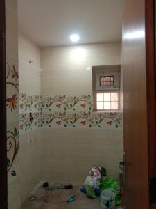 Common Bathroom Image of 1300 Sq.ft 2 BHK Builder Floor for sale in Sarita Vihar New Delhi for Rs. 19000000