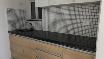 Kitchen Image of 430 Sq.ft 1 BHK Apartment / Flat for sale in Omkar Signet, Malad East Mumbai for Rs. 10500000