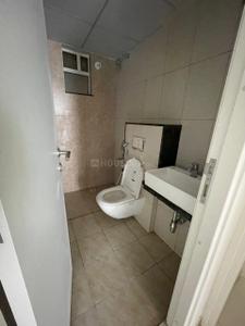 Bathroom Image of 800 Sq.ft 2 BHK Apartment / Flat for rent in Godrej Green Vistas, Mahalunge Pune for Rs. 25007