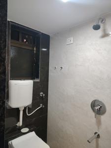Common Bathroom Image of 730 Sq.ft 2 BHK Apartment / Flat for rent in Hiranandani Estate Thane for Rs. 35000