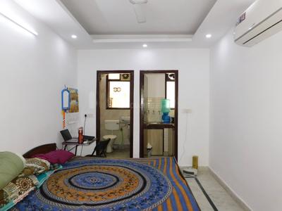 Bedroom Image of 300 Sq.ft 1 BHK Independent House for rent in South Extension II New Delhi for Rs. 25000