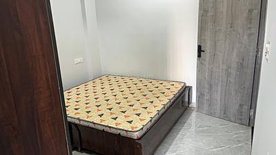 Bedroom Image of 450 Sq.ft 1 RK Builder Floor for rent in Nipania Indore for Rs. 11000
