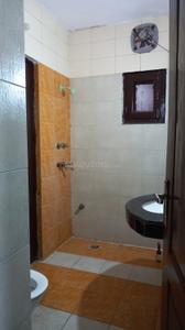 Image of 1800 Sq.ft 3 BHK Apartment / Flat for rent in Shourya The Lotus Pond, Indirapuram, Ghaziabad for Rs. 35000