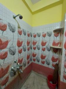Bathroom Image of 920 Sq.ft 2 BHK Apartment / Flat for sale in Paschim Putiary Kolkata for Rs. 2700000