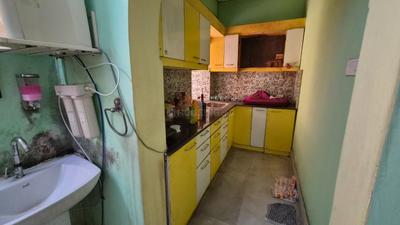 Kitchen Image of 1556 Sq.ft 4 BHK Apartment / Flat for sale in Santoshpur Kolkata for Rs. 8800000