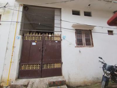 Image of 700 Sq.ft 2 BHK Builder Floor for rent in Shivpurwa, Varanasi for Rs. 10000