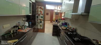Kitchen Image of 2565 Sq.ft 3 BHK Apartment / Flat for sale in Supertech Emerald Court, Sector 93A Noida for Rs. 35000000