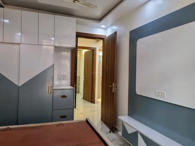 Bedroom Image of 810 Sq.ft 3 BHK Apartment / Flat for sale in Dwarka Mor New Delhi for Rs. 6300000