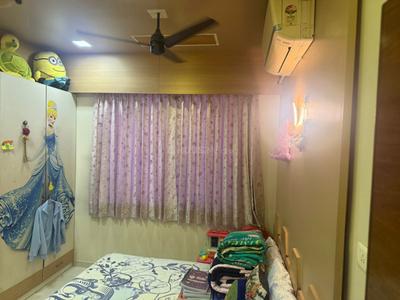 Bedroom Image of 1800 Sq.ft 3 BHK Apartment / Flat for sale in Shree Hari Abaj Mangalya, Paldi Ahmedabad for Rs. 16000000