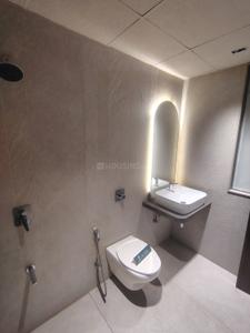 Bathroom Image of 1900 Sq.ft 3 BHK Apartment / Flat for sale in Magarpatta City Pune for Rs. 22500000