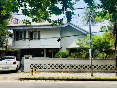 Image of 2500 Sq.ft 4 BHK Independent House for sale in M.G. Road, Kochi for Rs. 80000000