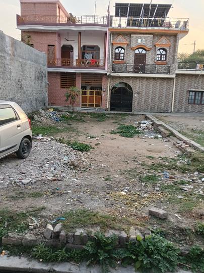 Krishna nagar near yatayat park kanpur road Lucknow Main Image 1