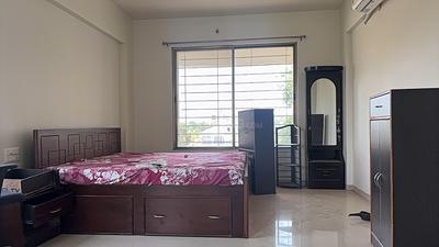 Bedroom Image of 3000 Sq.ft 4 BHK Apartment / Flat for rent in Bafna Nayantara Empire, Parijat Nagar Nashik for Rs. 60000