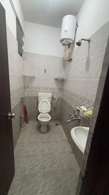 Bathroom Image of 650 Sq.ft 2 BHK Independent House for rent in Kasavanahalli Bengaluru for Rs. 25000