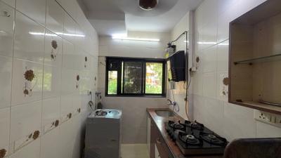 Kitchen Image of 450 Sq.ft 1 BHK Apartment / Flat for rent in Malad West Mumbai for Rs. 35000