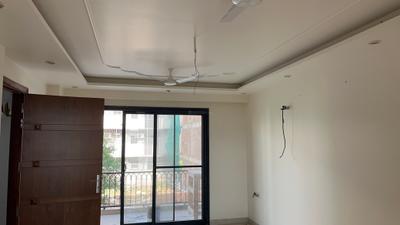 Living Room Image of 2250 Sq.ft 3 BHK Independent House for rent in BPTP Amstoria , Sector 102 Gurgaon for Rs. 45000