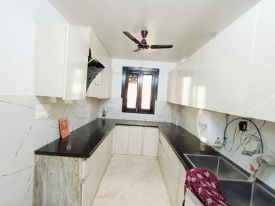 Kitchen Image of 1500 Sq.ft 2 BHK Builder Floor for rent in Karkardooma New Delhi for Rs. 40000