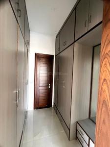 Bedroom Image of 1700 Sq.ft 3 BHK Apartment / Flat for rent in Ashiyana Lucknow for Rs. 25000