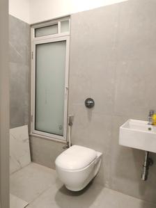 Common Bathroom Image of 650 Sq.ft 2 BHK Apartment / Flat for sale in Emerald Dotom Isle, Kandivali West Mumbai for Rs. 13200000