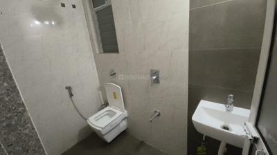 Bathroom Image of 550 Sq.ft 1 BHK Apartment / Flat for rent in Taloja Navi Mumbai for Rs. 9000