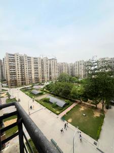 Balcony Image of 1600 Sq.ft 3.5 BHK Apartment / Flat for rent in Stellar Jeevan, Noida Extension Greater Noida for Rs. 25000