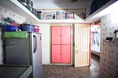 Kitchen Image of 666 Sq.ft 2 BHK Apartment / Flat for sale in Ranip Ahmedabad for Rs. 4000000