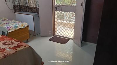 Bedroom Image of 900 Sq.ft 2 BHK Apartment / Flat for sale in Mayur Vihar Phase 3 New Delhi for Rs. 16900000
