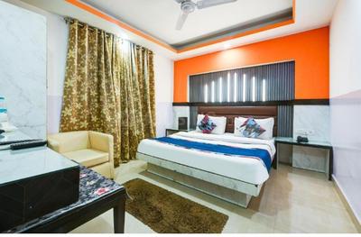 Bedroom Image of Royal Luxury PG in Sector 15, Gurgaon